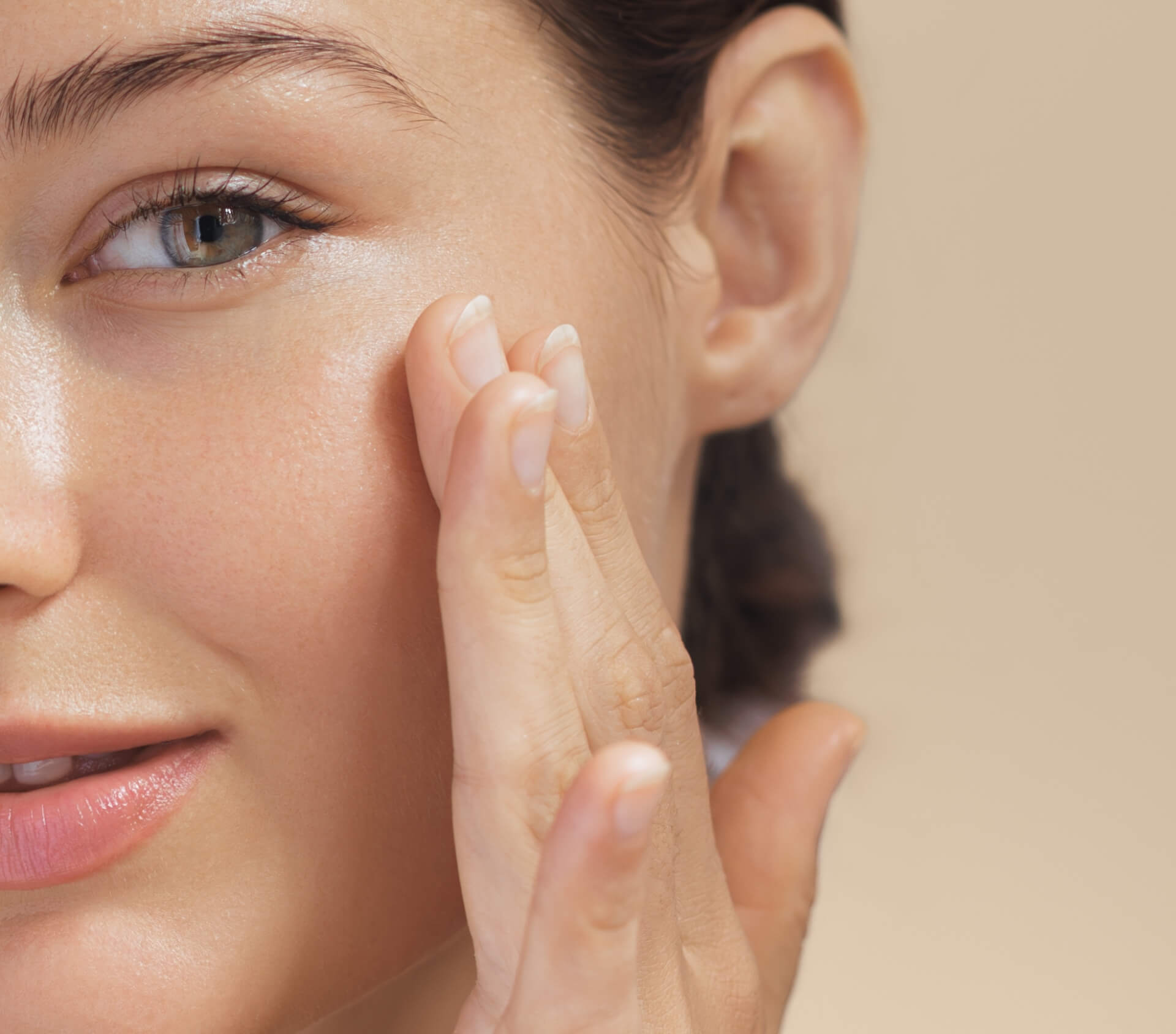 Изображение Как повысить тонус кожи лица?