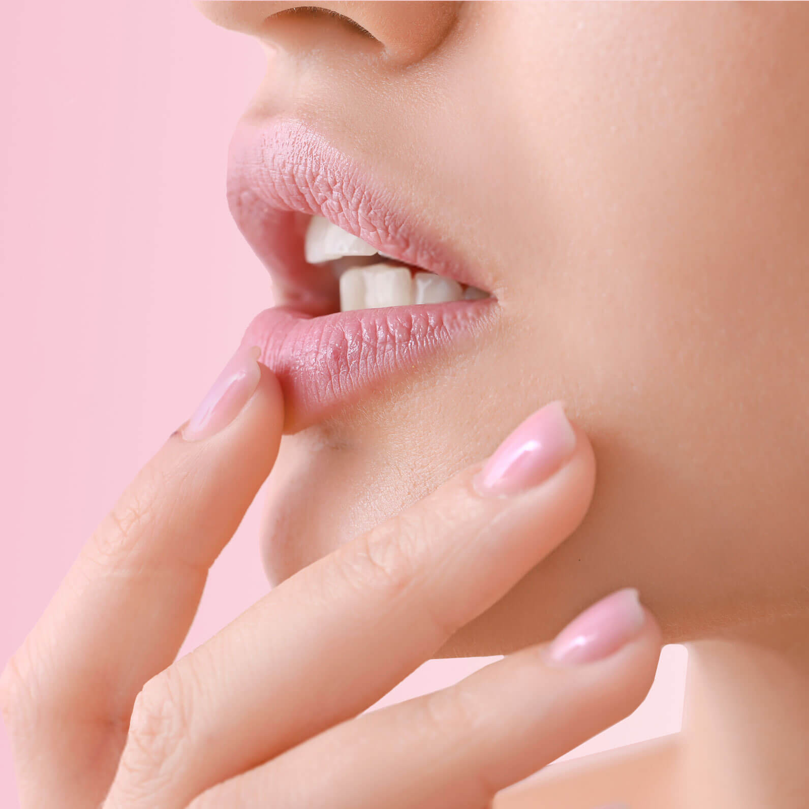 Изображение Без трещинок и шелушения: как работает косметика для увлажнения губ