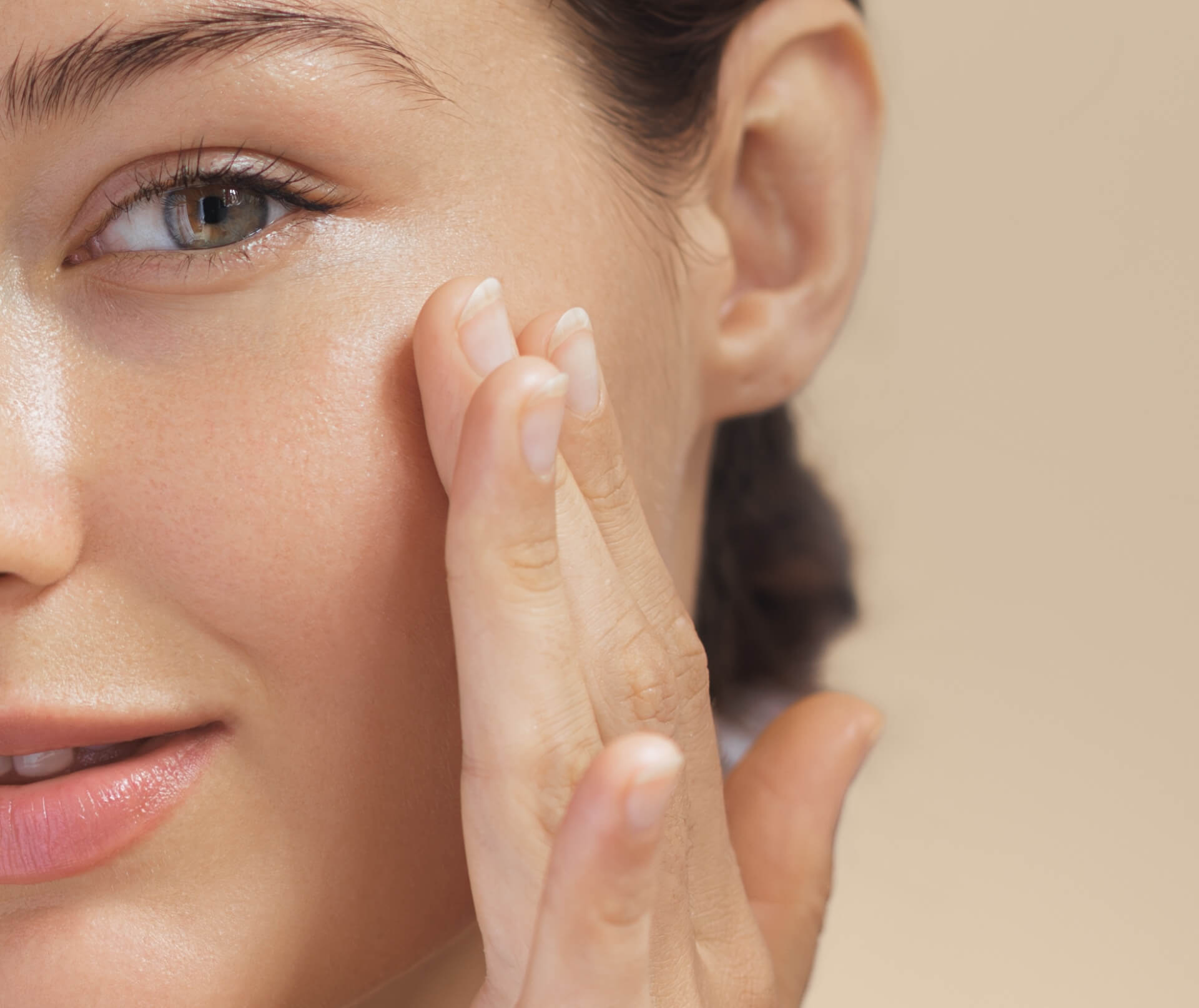 Изображение Как повысить тонус кожи лица?